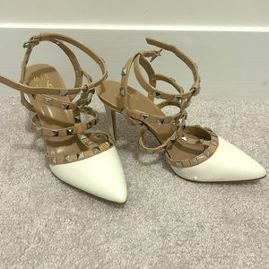 Mix No. 6 Liraven - White Studded Heels ( size 7 )